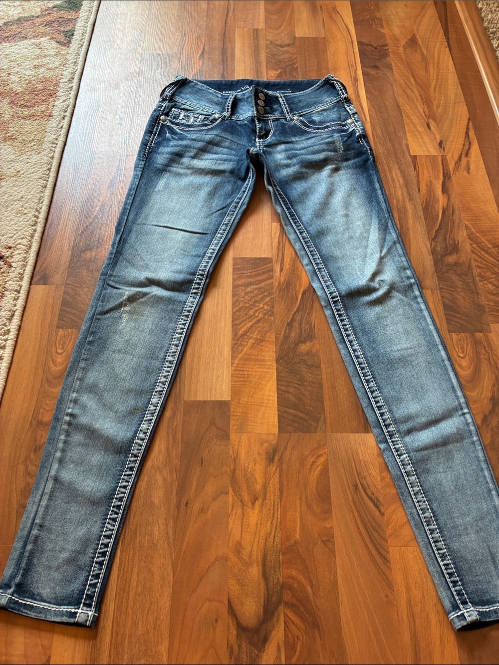 Vanity Fair Women's Medium Blue Skinny Jeans
